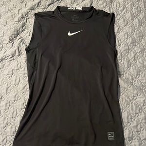 Nike Pro men’s Cut off
